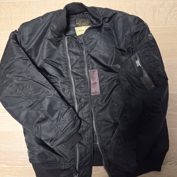 버즈릭슨 윌리엄깁슨 MA-1