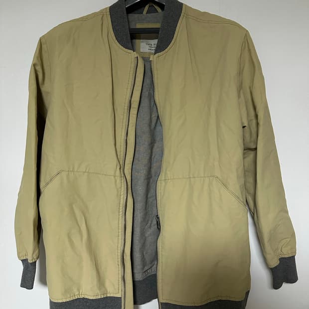 자라 베이지색 봄버 자켓