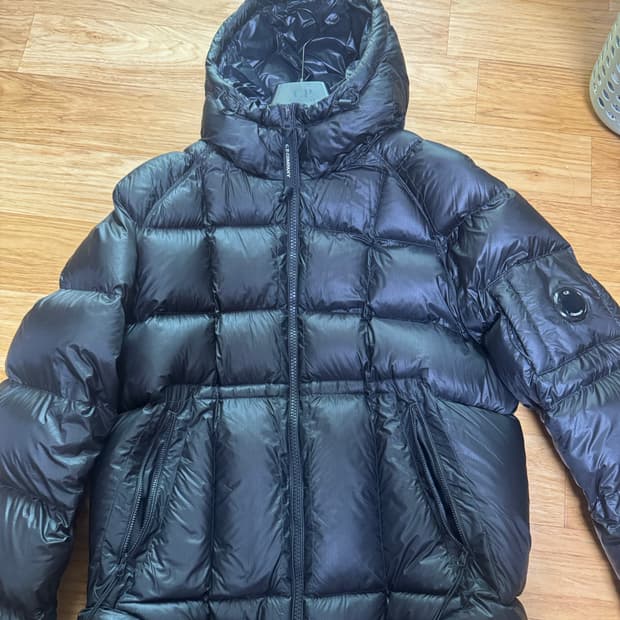 CP컴퍼니 블랙 dd쉘