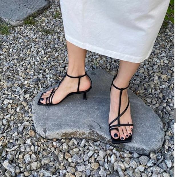 (1회착용)블랑수블랑 다이디 샌들 미들굽 6cm