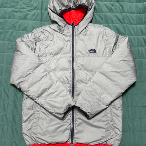 노스페이스 리버시블 경량패딩