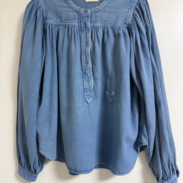 자딕앤볼테르(Zadig & Voltaire)의 Tigy 자수코튼 블라우스