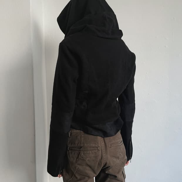 nuďé 딥 후드 크롭컷 울 자켓