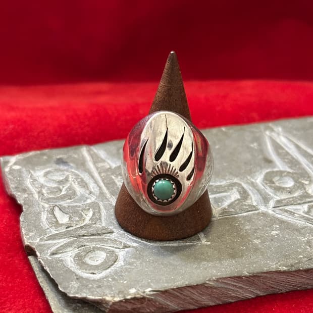 Vintage 925 Silver Bear Claw Turquoise R