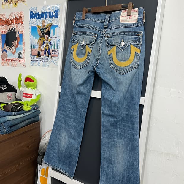 True Religion 트루릴리전 빌리 부츠컷 데미지 연청 데님 팬츠