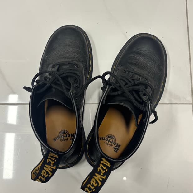 닥터마틴 6홀 250