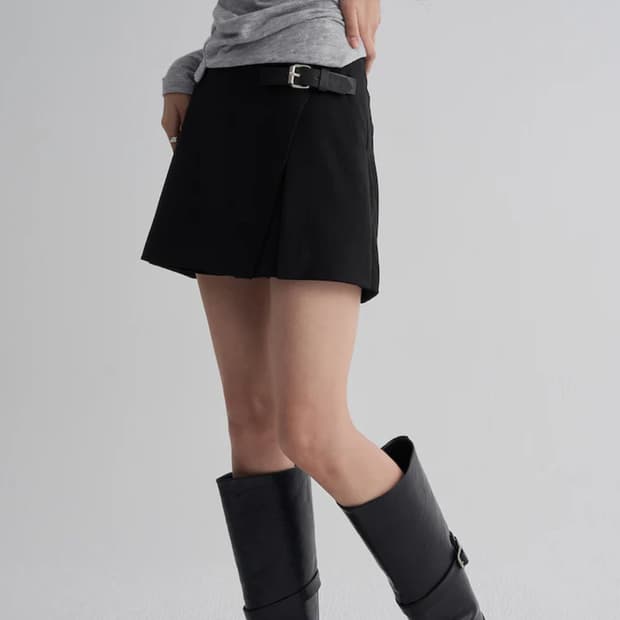 에잇세컨즈 비조 미니 스커트 팬츠  블랙 S 양도