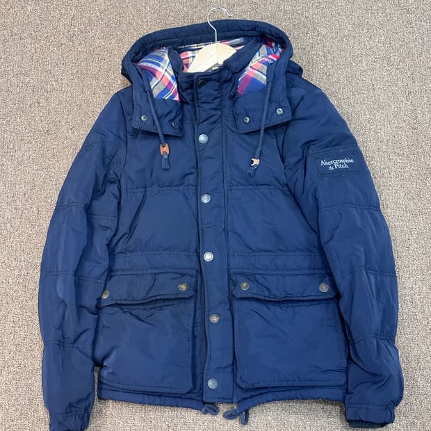 아베크롬비 네이비 패딩점퍼