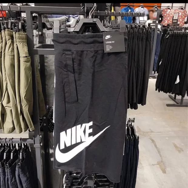 정품 나이키 알룸나이 프렌치테리 빅로고 반바지