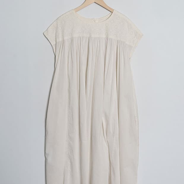 AUBE Gather One-Piece