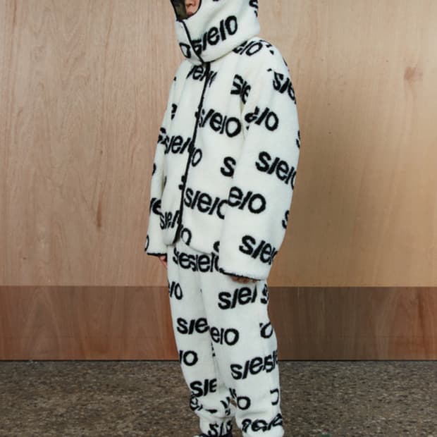 LOGO FLEECE JACKET IVORY