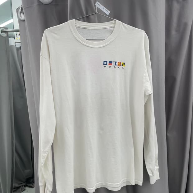 노티컬 그래픽 슬리브 