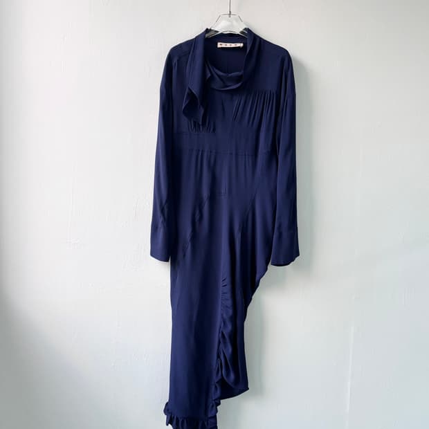 마르니 비대칭 드레스