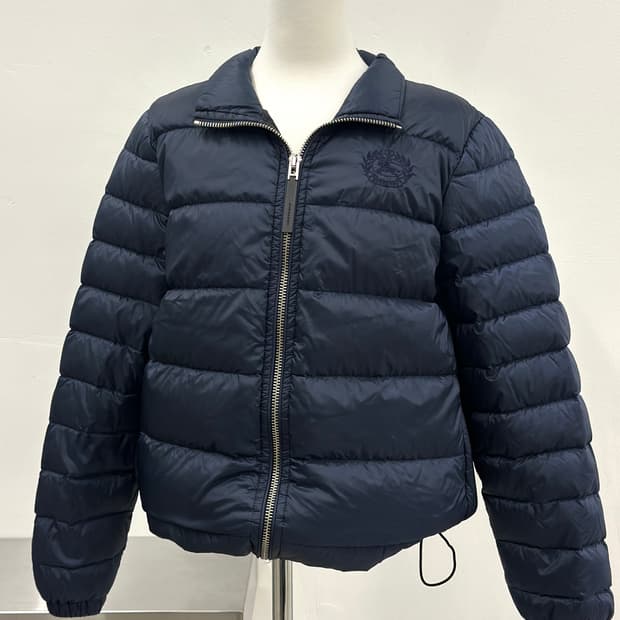 버버리 크레센트로고 네이비 경량 패딩 