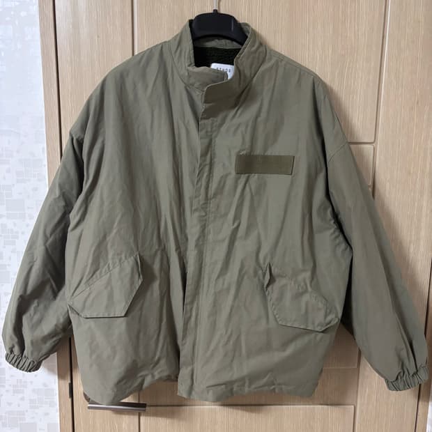 ETHOS 에토스 스탠드넥 카키색 점퍼