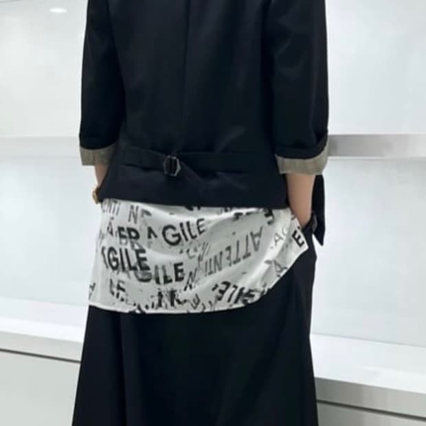 Y’s 울 개버딘 비대칭 팬츠