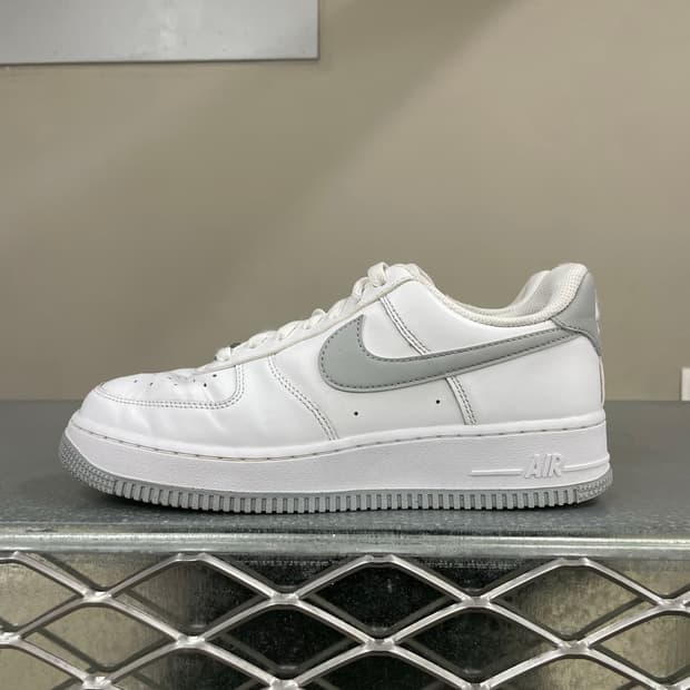 나이키 에어포스1 화이트 스모크 그레이 250