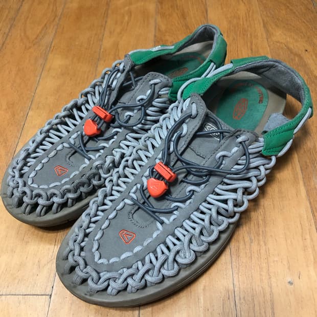 킨 keen 유니크 샌들 슬리퍼 그레이 그린 280