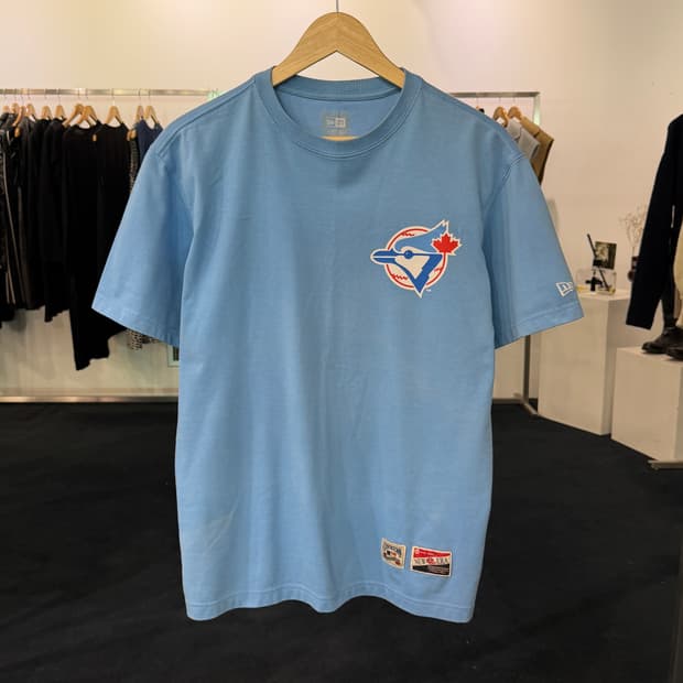 [L] 뉴에라 토론토 블루제이스 반팔티