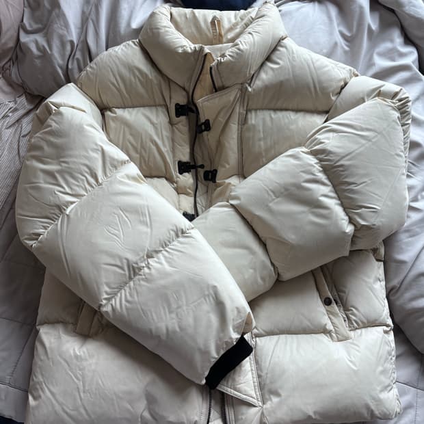 이스트로그 덱다운 패딩 m