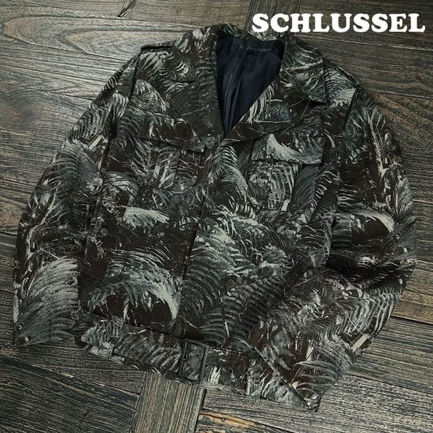 [슈리셀 재팬] 빈티지 패턴 크롭 밀리터리 자켓 M19999