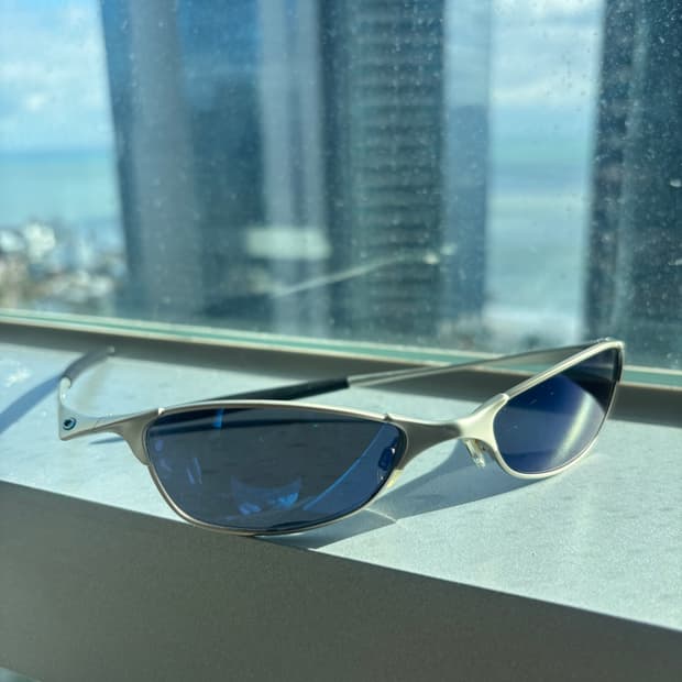 오클리 와이어탭 선글라스 메탈