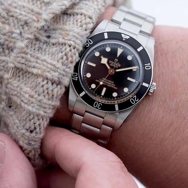 튜더 블랙베이54