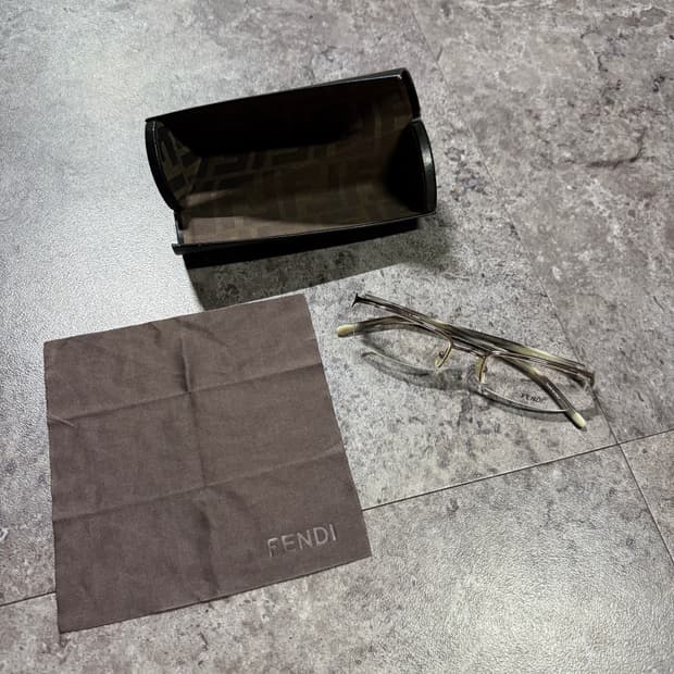 펜디 반무테 풀박스