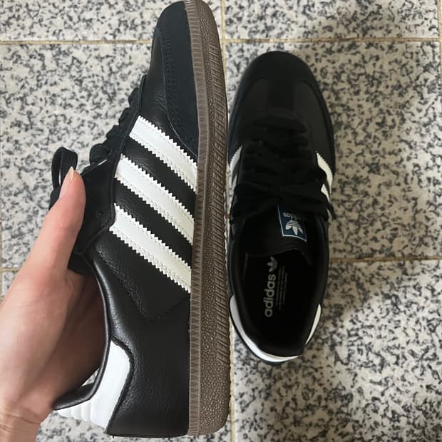 아디다스 삼바 OG 블랙 화이트 검 230