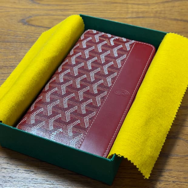 고야드 마티뇽 지퍼 장지갑