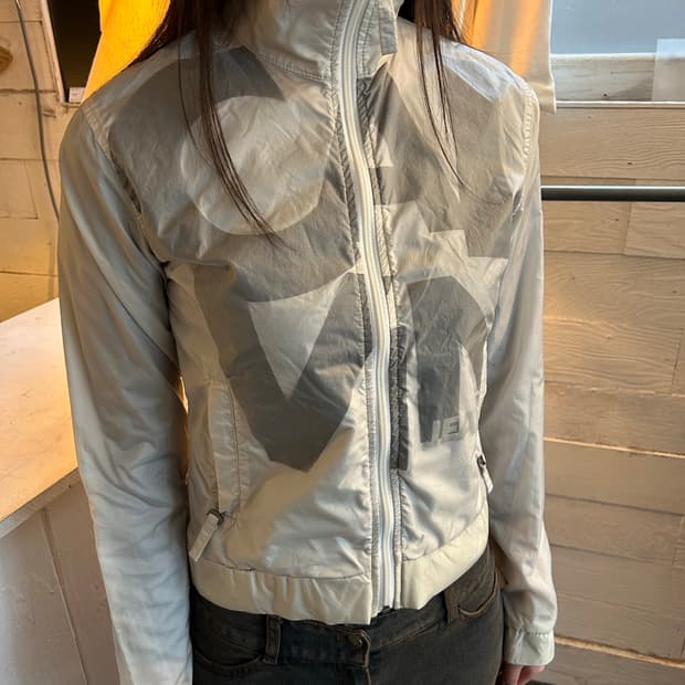 Calvin Klein Jeans 집업