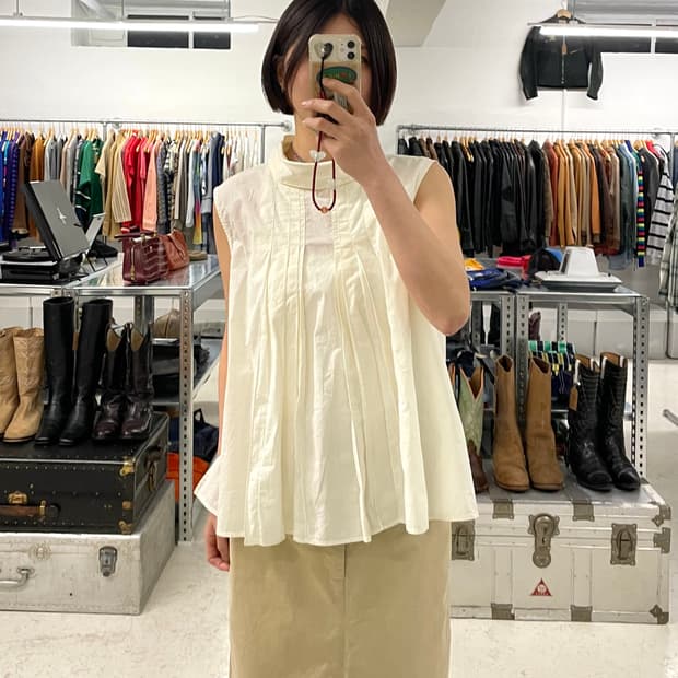 MARNI x UNIQLO pleats sleeveless shirts
