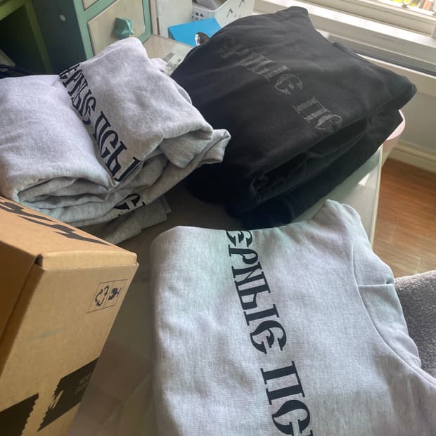 칸예 고샤 후드티 블랙 새상품 1사이즈