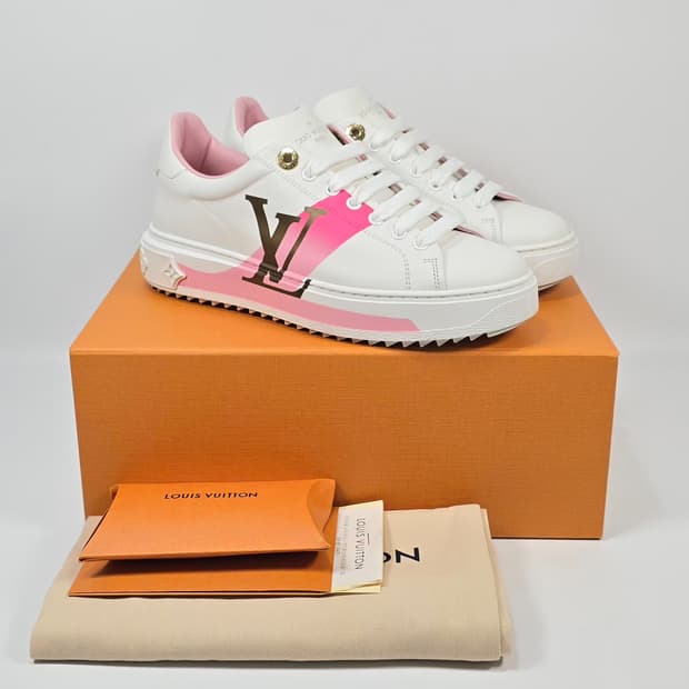 루이비통 타임아웃 스니커즈 (240)