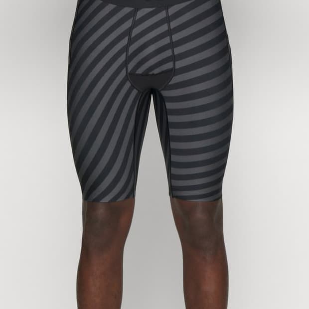 거의새것/ 아디다스 에어로레디 프로 테니스 쇼츠 레깅스 M