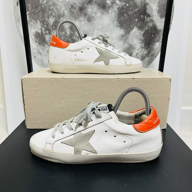 정품 35) 골든구스 오렌지 탭 스니커즈 225~230