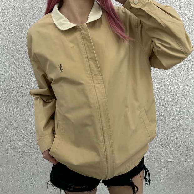 입생로랑 미니로고 베이지 자켓