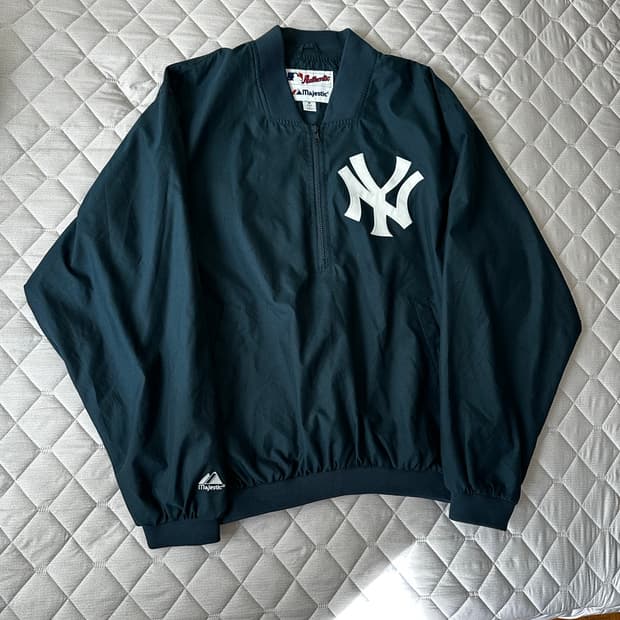 마제스틱 양키스 아노락 웜업