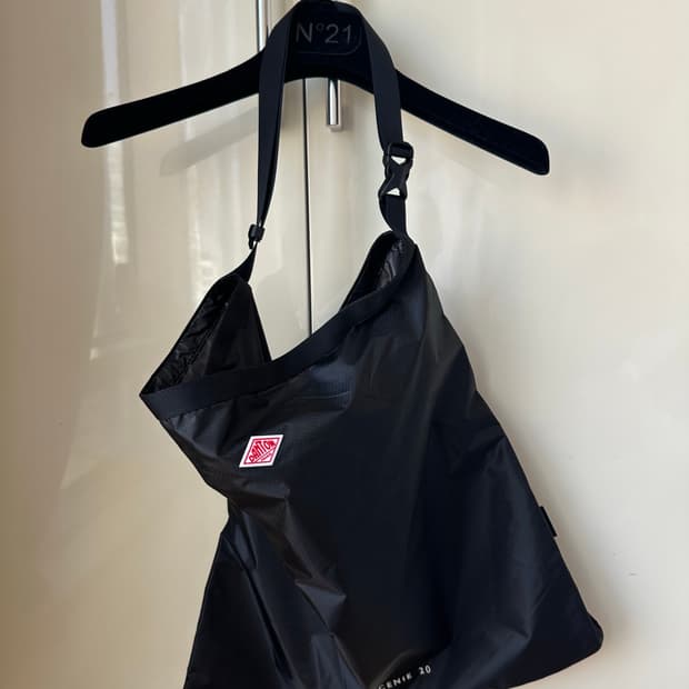 단톤 코듀라 숄더백 (미착용 새제품)