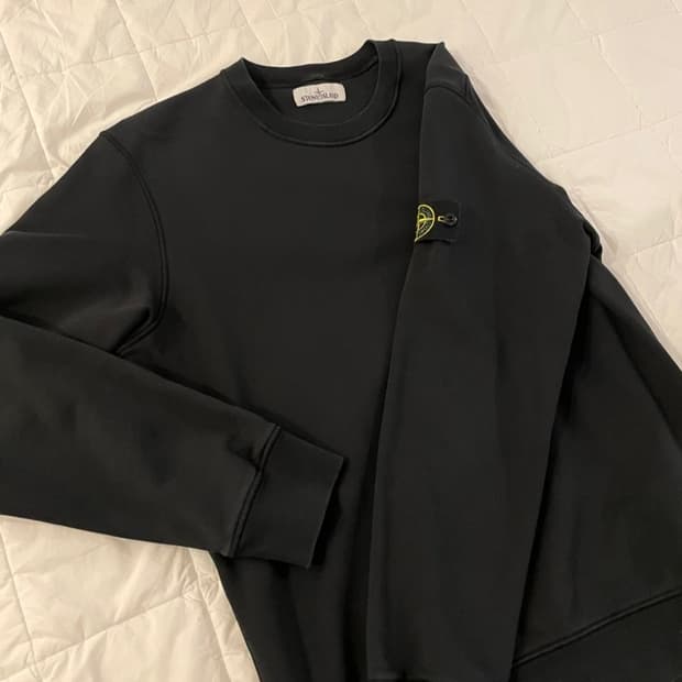 스톤 아일랜드 맨투맨 블랙 XL