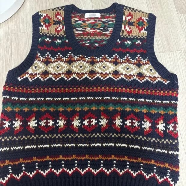 Studio Tomboy / 스튜디오 톰보이 / 니트 베스트/니트조끼