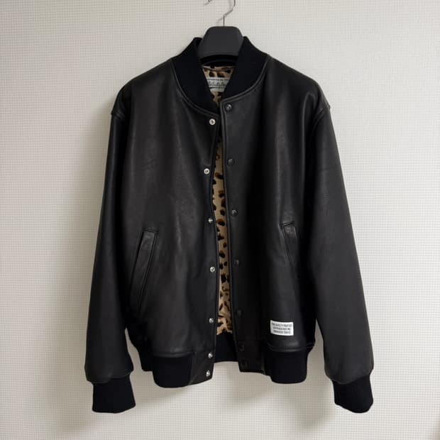 와코마리아 레더 바시티 자켓