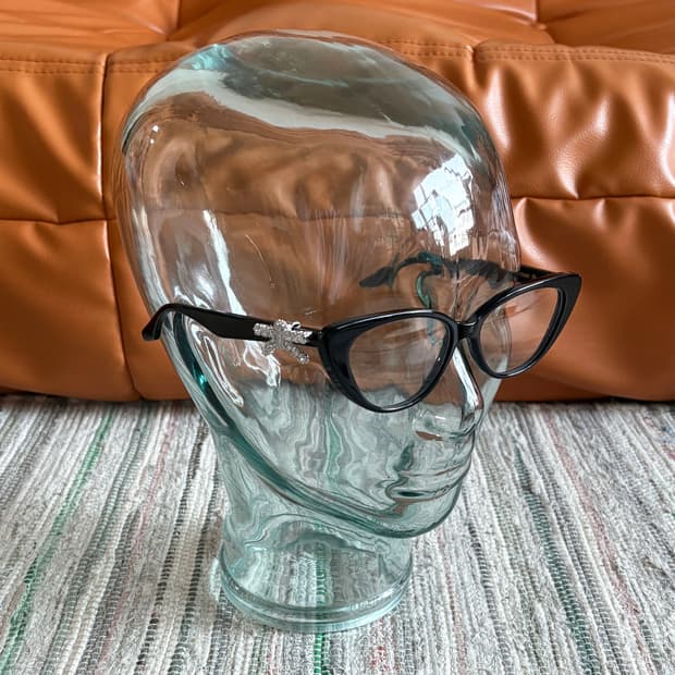 Shushutong X Yvmin Bow Glasses