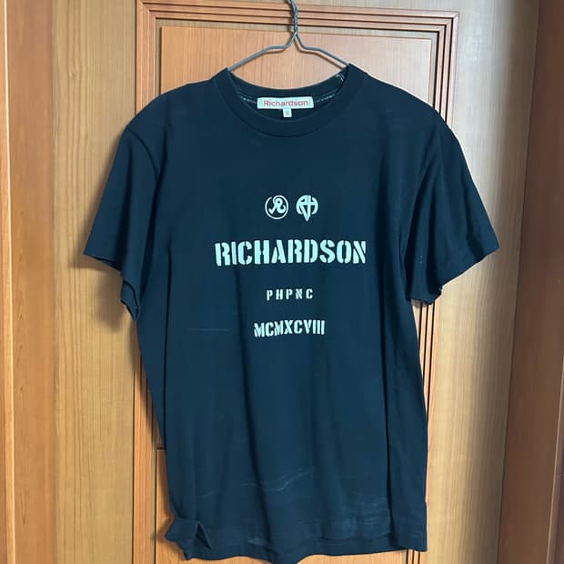 리차드슨 숏슬리브