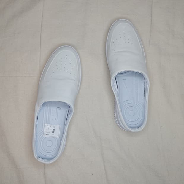 (W) 나이키 에어포스 1 러버 XX 뮬 슬리퍼 여성용 우먼