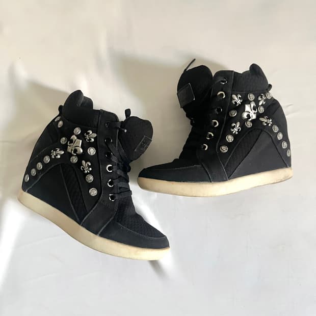 Gothic ⚜️ Stud Wedge High Top