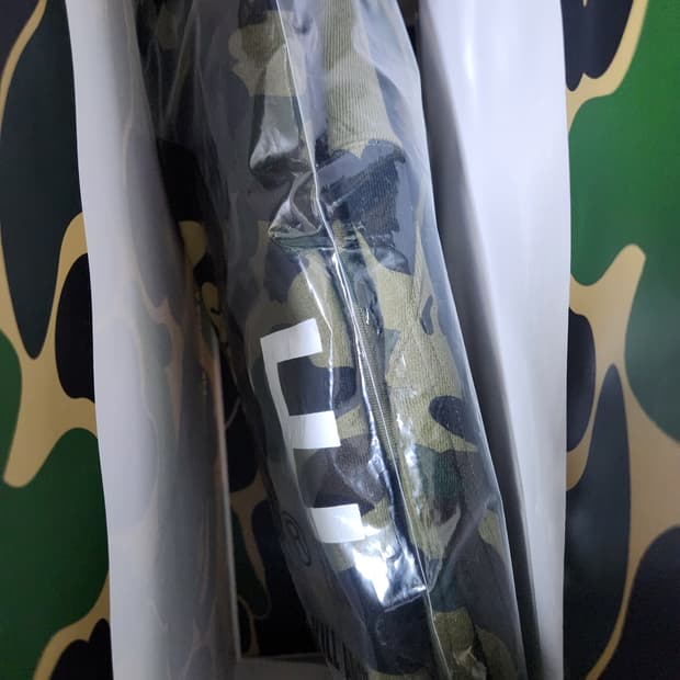 Bape 후드티 녹계 미착용 새상품