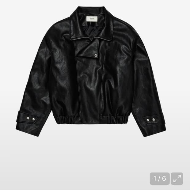 다이닛 FAUX LEATHER BOMBER JACKET IN BLACK