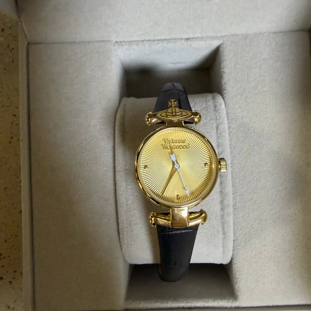 비비안웨스트우드 시계 가죽시계 블랙 풀박스