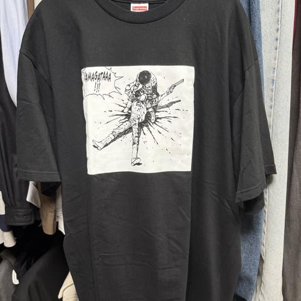 슈프림 아키라 반팔